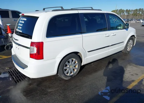 2014 Chrysler Town & Country Touring z USA, uszkodzony, nr VIN 2C4RC1BG4ER204523